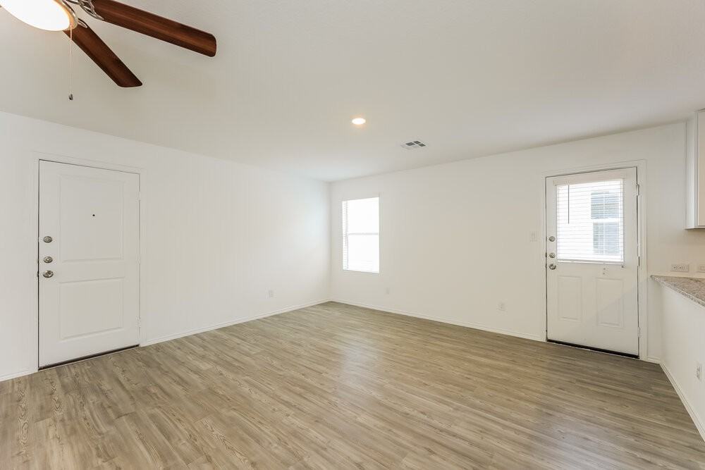6614 Morgan Cp - Photo 5 of 16