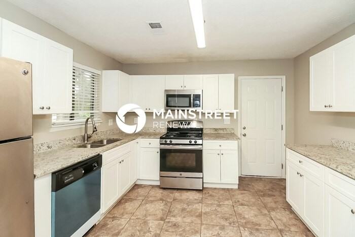 8170 Winewood Ct - Photo 7 of 16