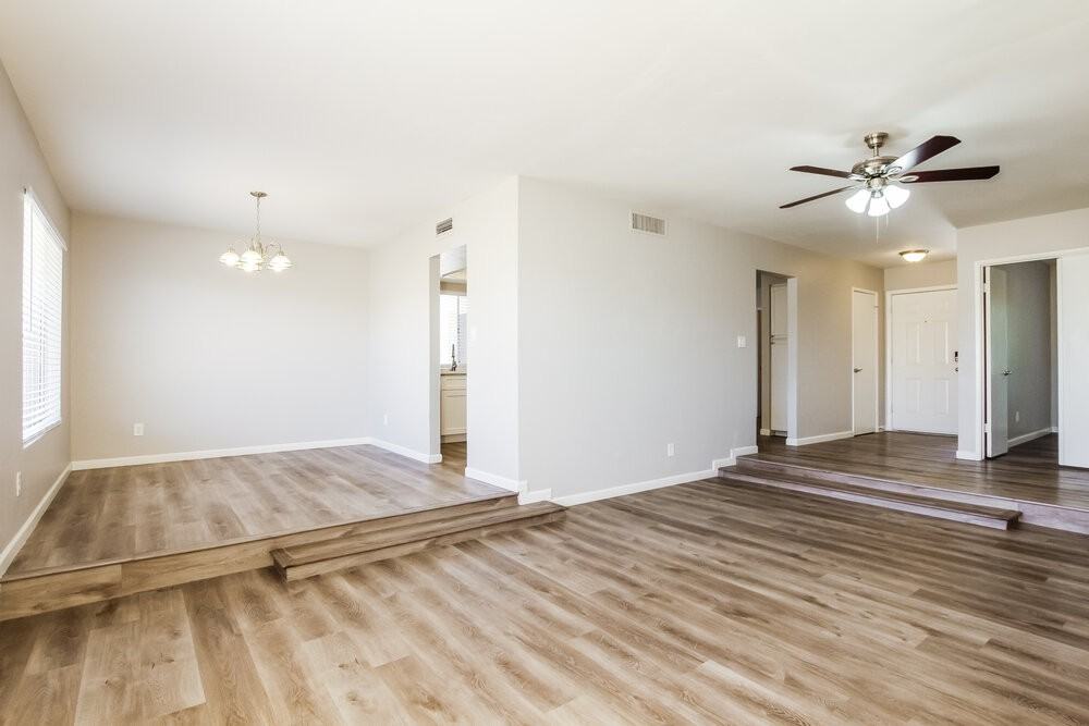 15028 N 40th Pl - Photo 3 of 16