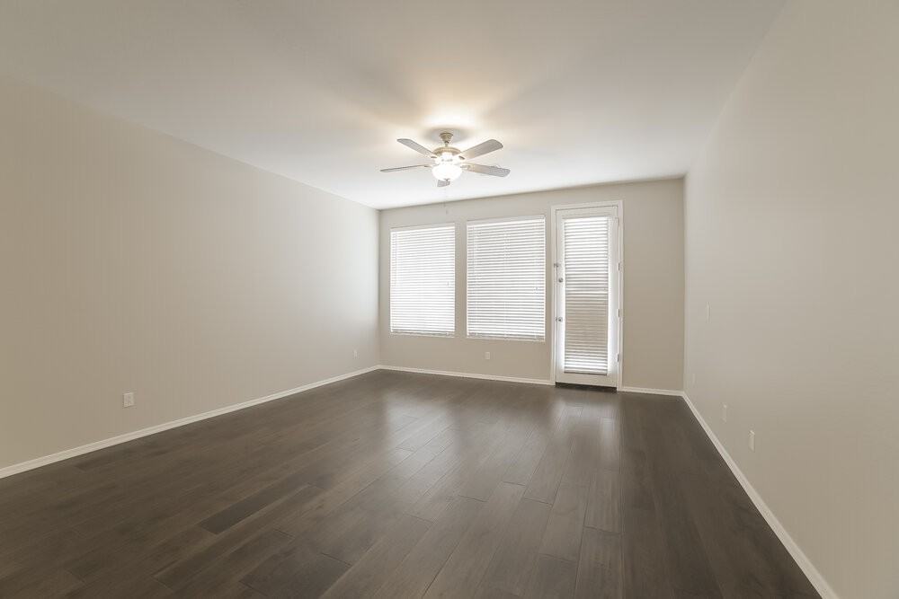 4439 W Apollo Rd - Photo 7 of 16
