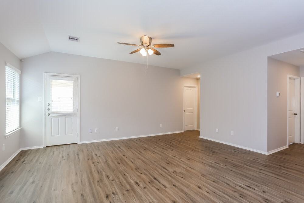 15459 Casita Verde Way - Photo 4 of 16
