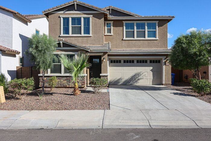 9132 W Glenrosa Ave