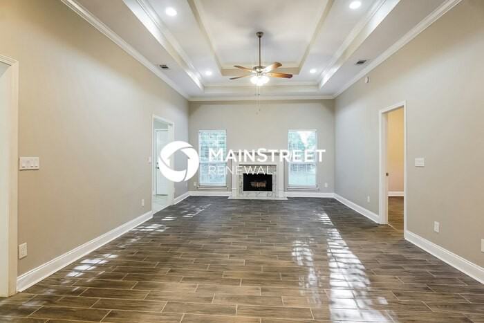 1305 Riverford Cir - Photo 3 of 16