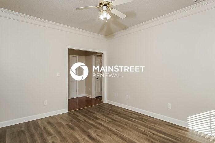 285 Maple Leaf Dr - Photo 4 of 16