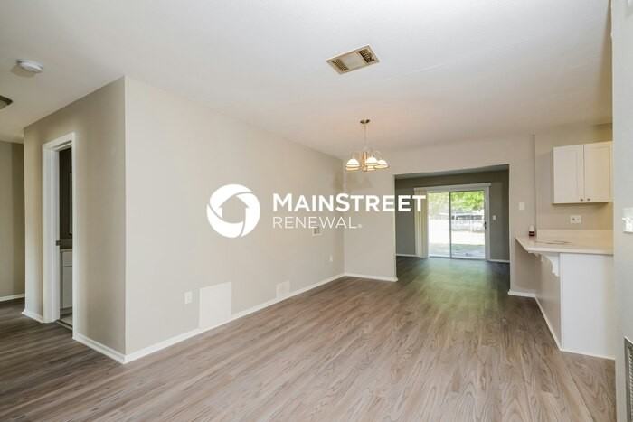 6625 Electra Ave - Photo 5 of 16