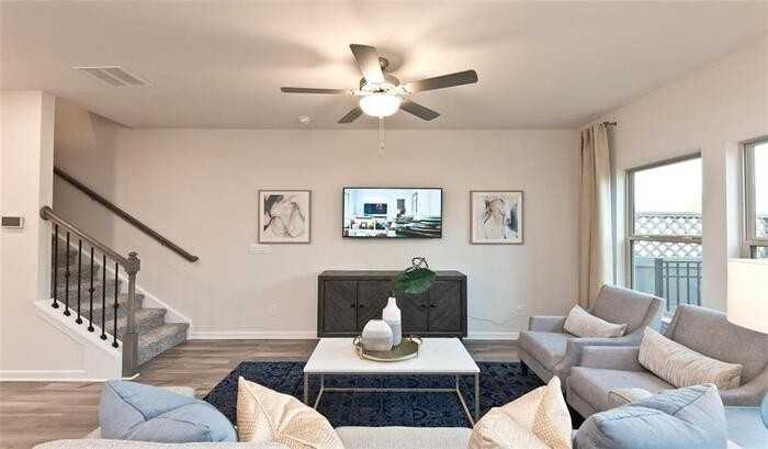 4599 Red Lion Pl - Photo 4 of 17