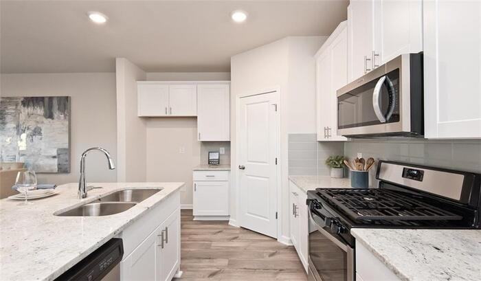 4599 Red Lion Pl - Photo 7 of 17