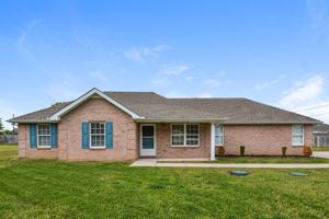 featured image of 144 Centerrock Dr