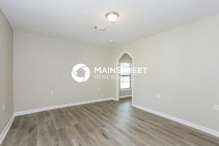 7006 Jay St - Photo 7 of 16