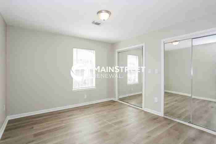 7006 Jay St - Photo 7 of 16