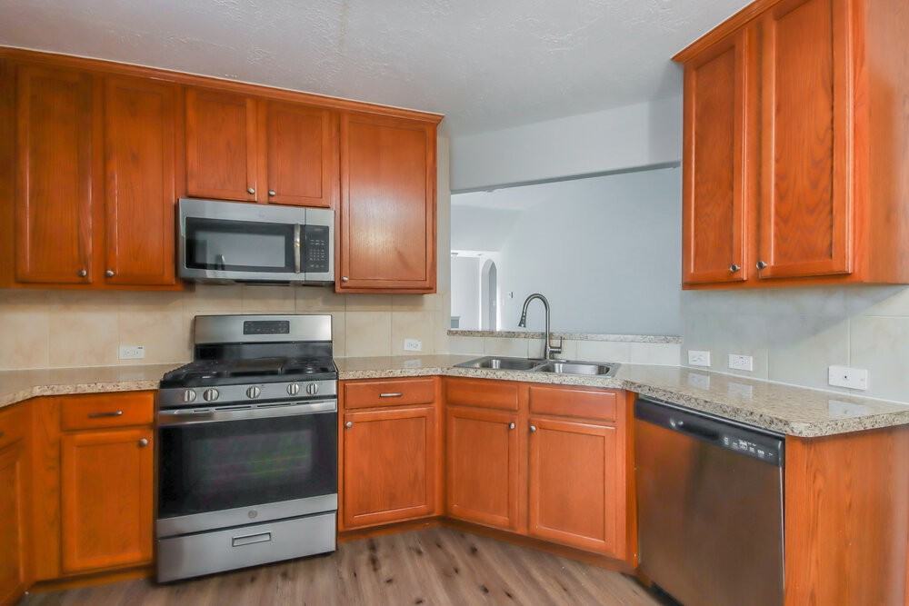 808 Dragonfly Dr - Photo 7 of 16