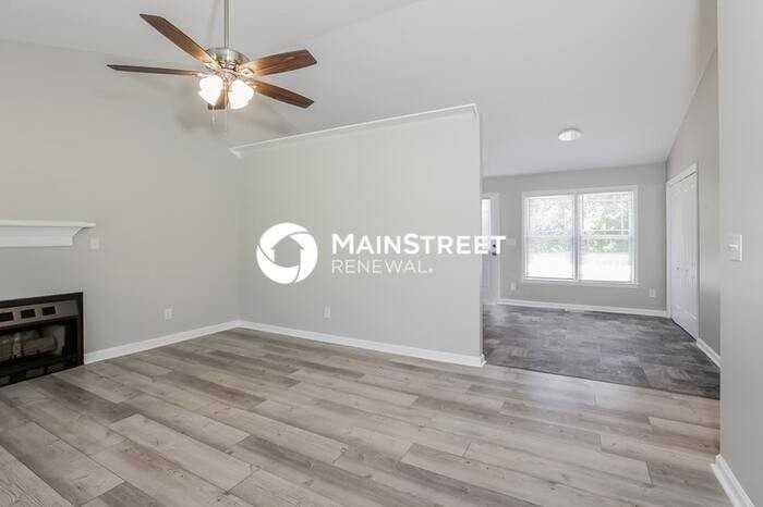 14 Richmond Dr - Photo 3 of 16