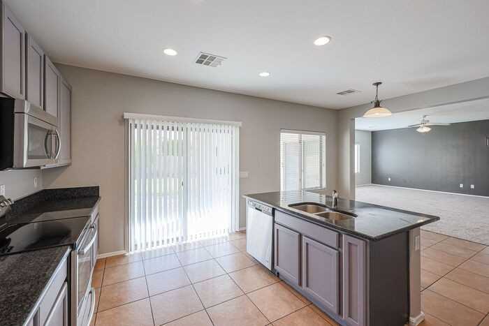 5455 W Molly Ln - Photo 7 of 48