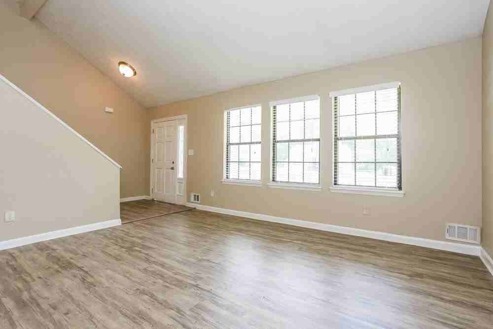 900 Turtle Bend Ln - Photo 5 of 25