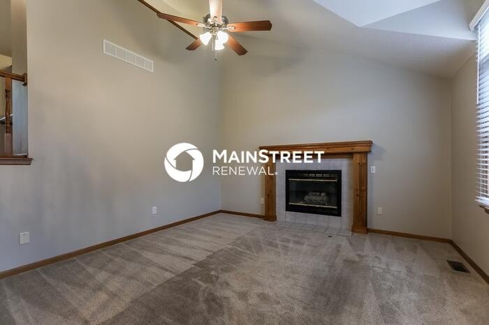 606 Canter St - Photo 3 of 18