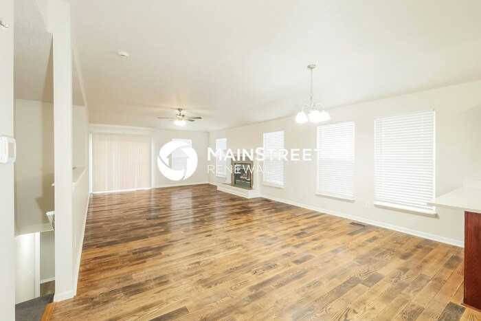 15785 Meadow Ct - Photo 5 of 19