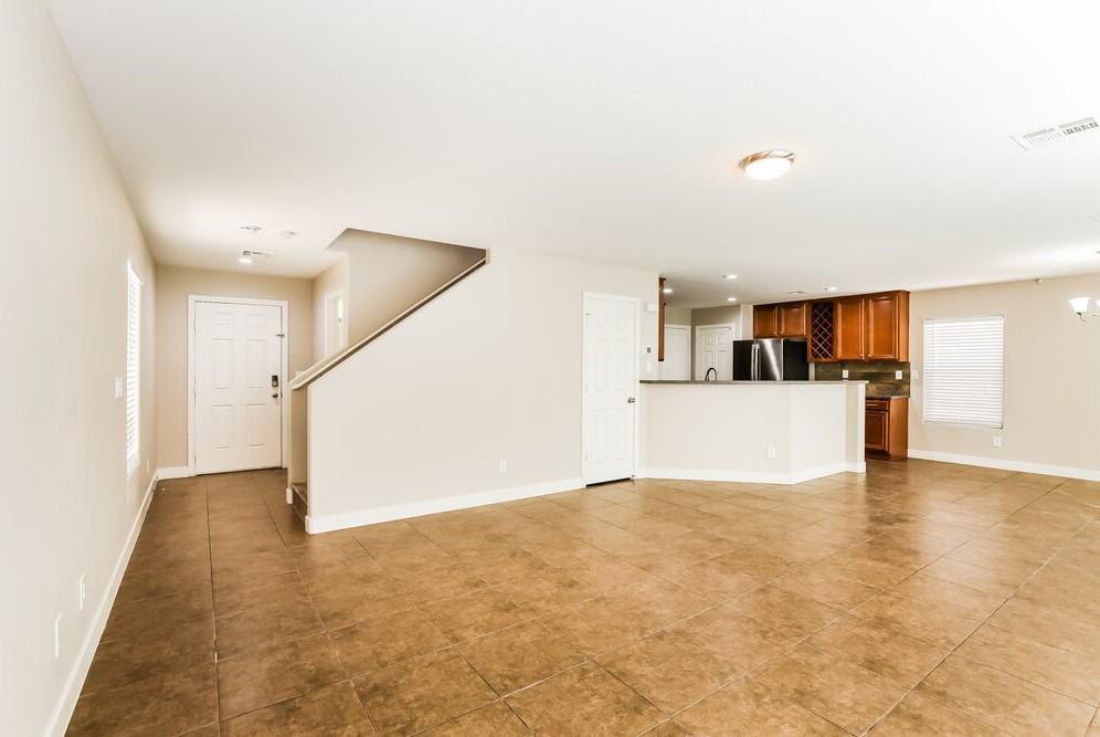 25 Copper Pine Ave - Photo 4 of 17