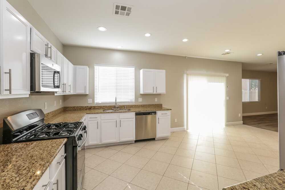 8735 Le Agavi Ct - Photo 7 of 17