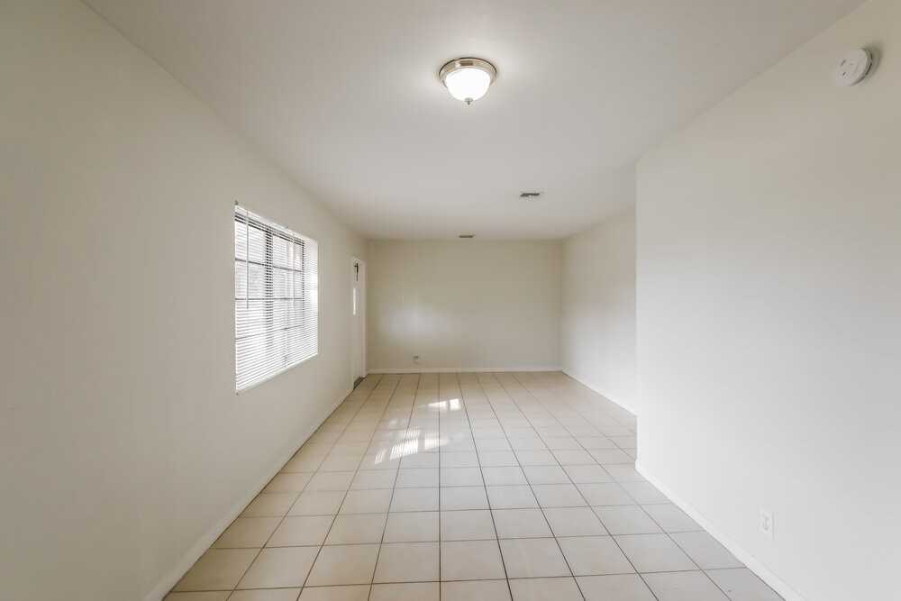 820 Carolina Ave - Photo 3 of 16