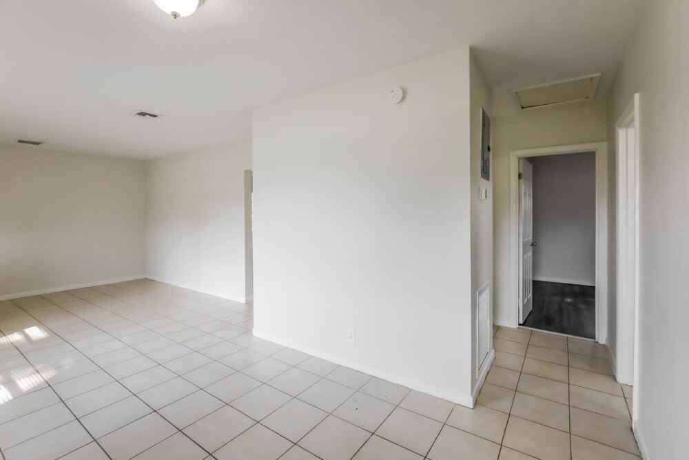 820 Carolina Ave - Photo 4 of 16