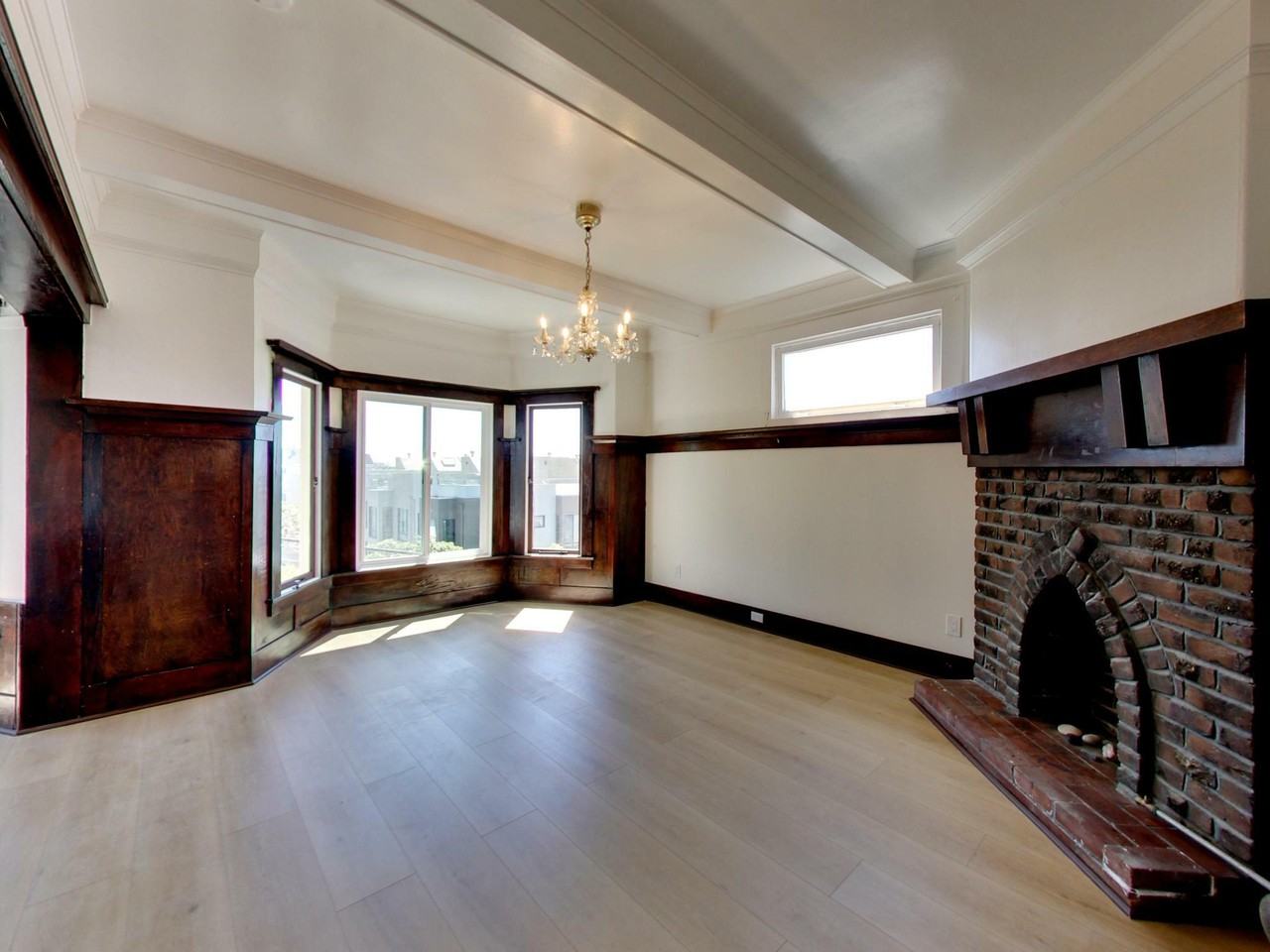 425 Steiner St #3 - Photo 2 of 26