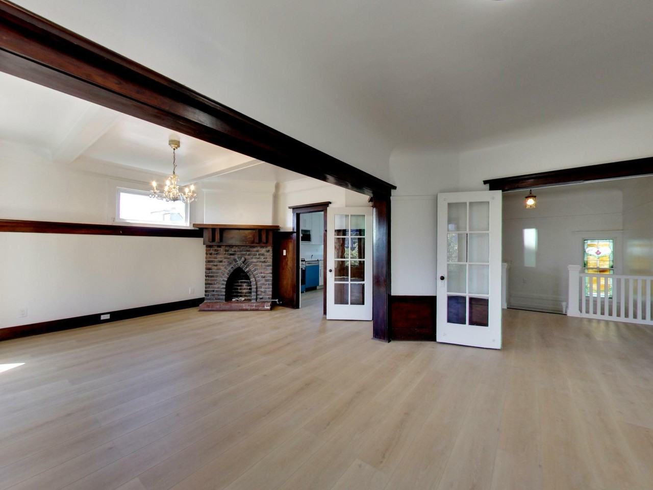 425 Steiner St #3 - Photo 4 of 26