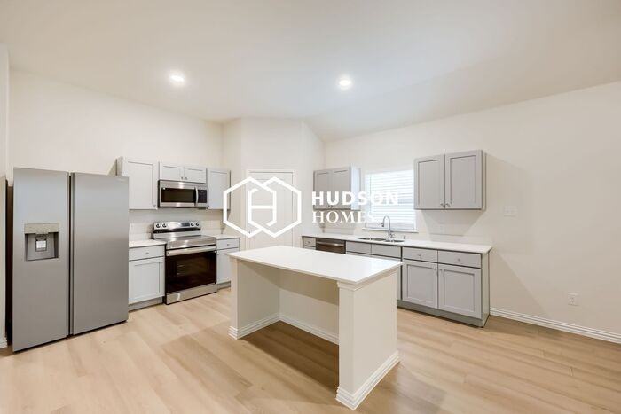 117 Kylie St - Photo 3 of 12