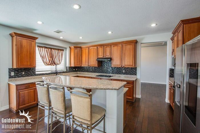 11042 Gammila Dr - Photo 5 of 19