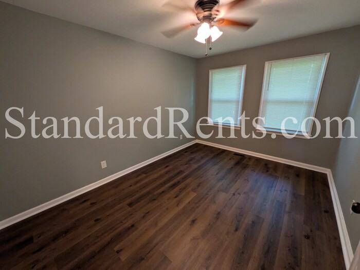934 Dell Ave Se - Photo 6 of 13