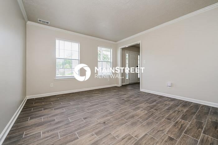 2900 River Ridge Hl - Photo 3 of 18