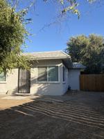featured image of 28 Mermaid Ct #1