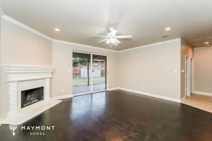 1658 Stetson Dr - Photo 7 of 16