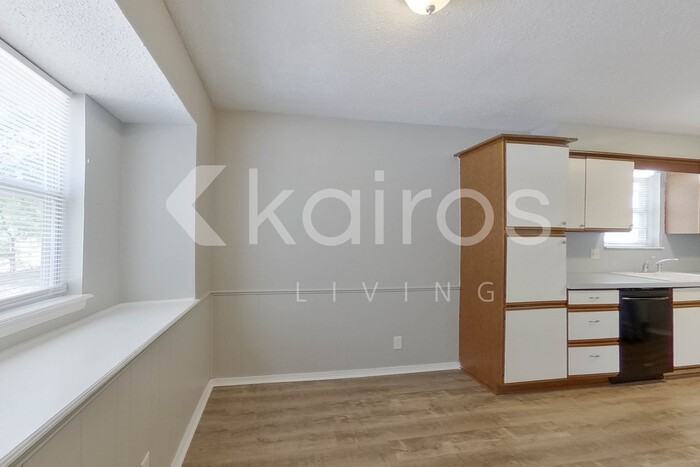 405 East Meadow Lane Court - Photo 7 of 28