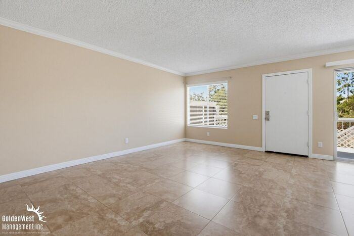801 Pillar Point Way - Photo 4 of 18