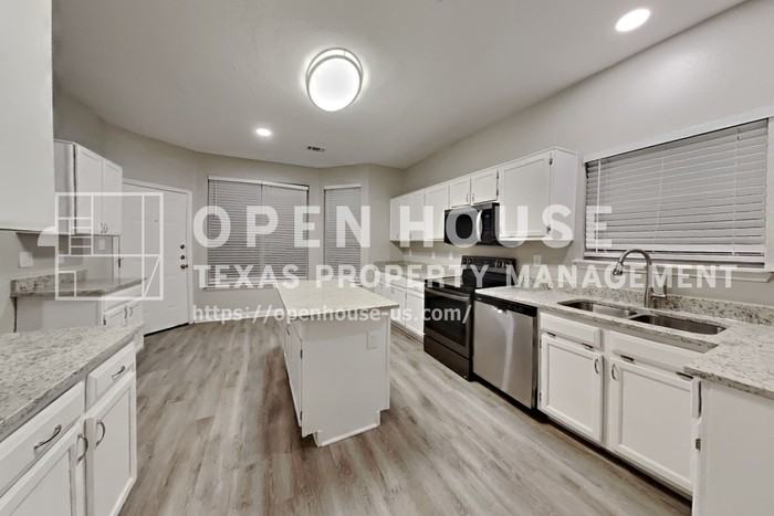 7202 Gillon Dr - Photo 5 of 22
