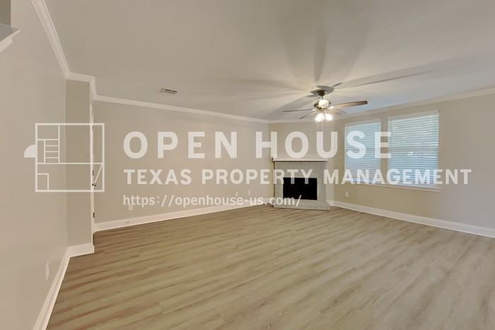 2903 Lake Vista Dr - Photo 4 of 22