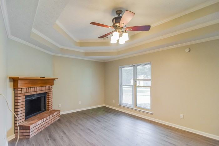 175 Honeysuckle Ct - Photo 4 of 12