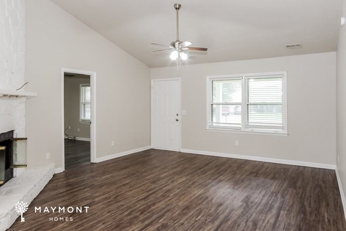 104 Cerrydowns Ct - Photo 4 of 12