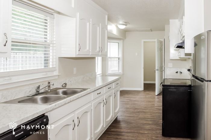 104 Cerrydowns Ct - Photo 6 of 12