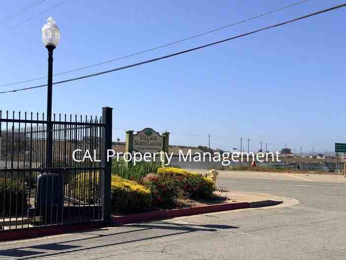 2440 N Main St #F - Photo 2 of 22
