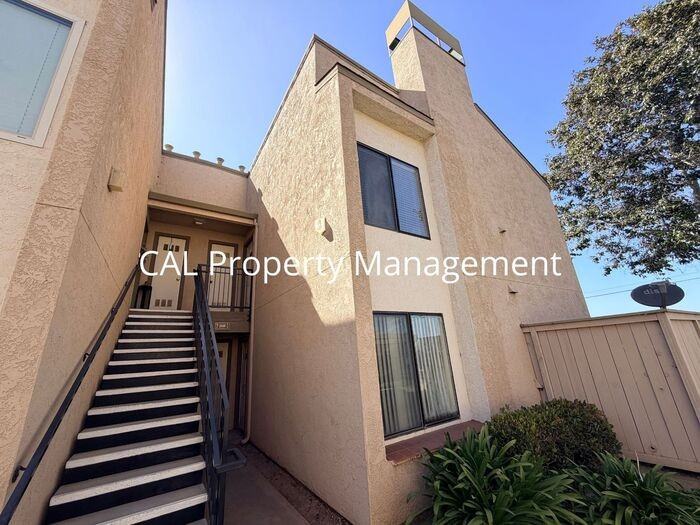 2440 N Main St #F - Photo 3 of 22