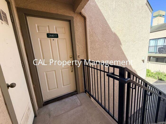 2440 N Main St #F - Photo 5 of 22