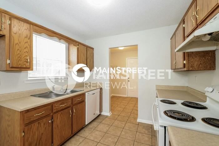 4674 Royal View Dr - Photo 7 of 17