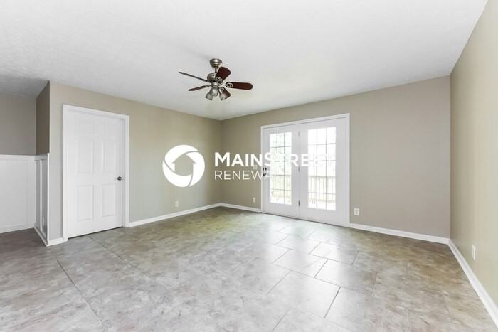 2602 Mesa Dr - Photo 4 of 18