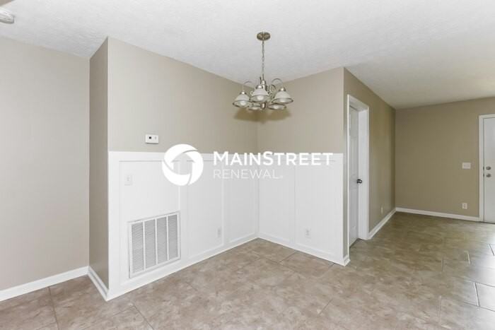 2602 Mesa Dr - Photo 5 of 18