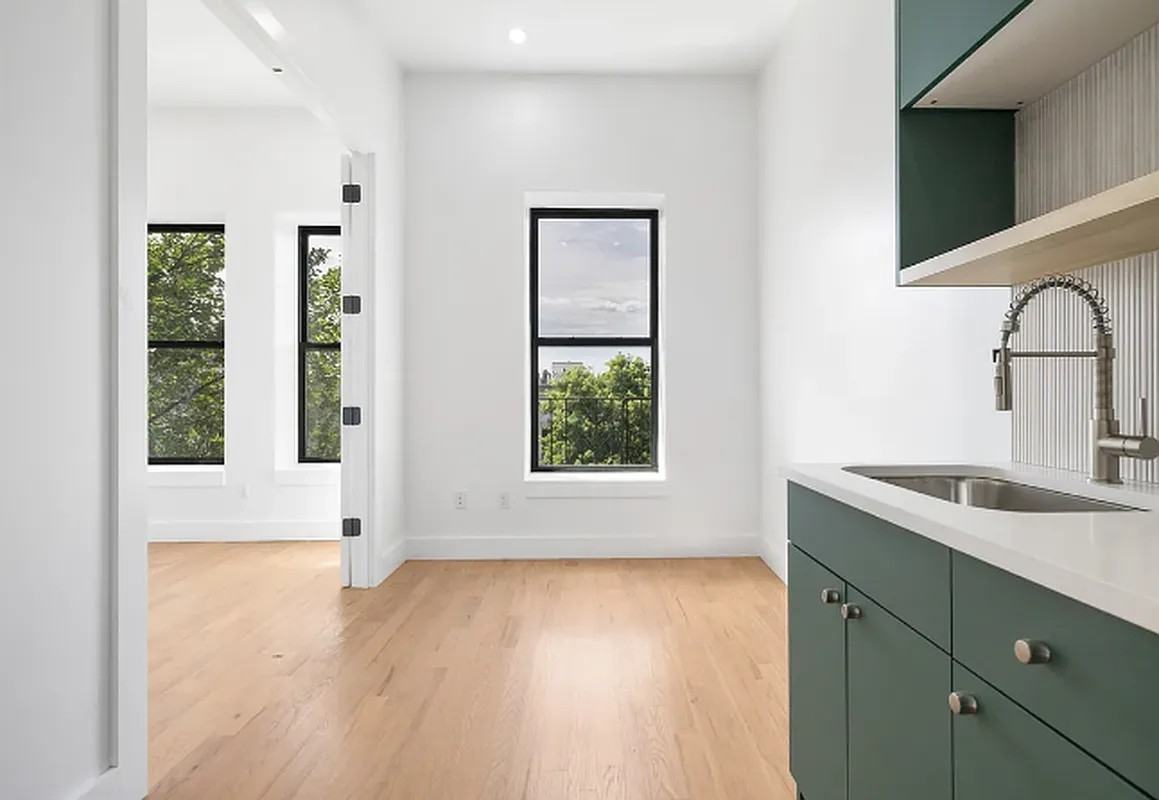 1027 Putnam Avenue #2 - Photo 5 of 7