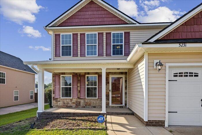 5231 Goshawk Dr - Photo 3 of 36