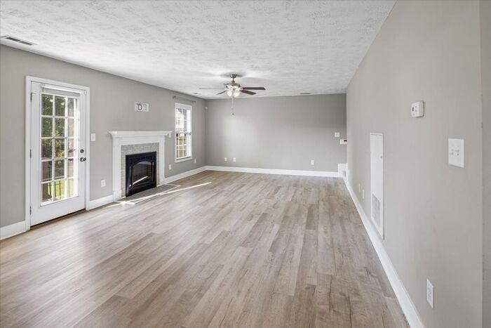 5231 Goshawk Dr - Photo 7 of 36