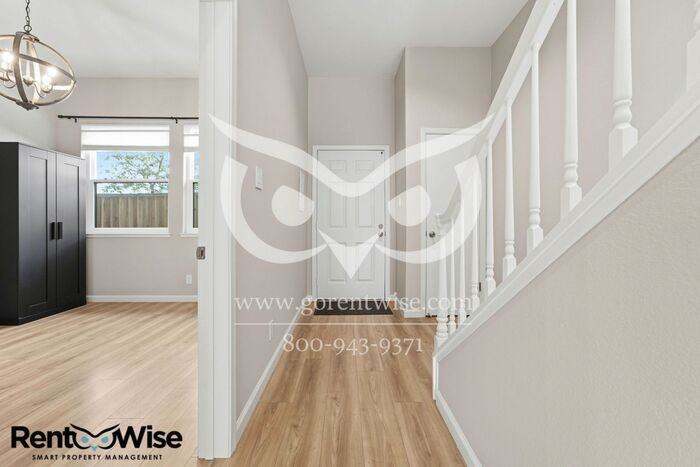656 Cedar St #E - Photo 7 of 37