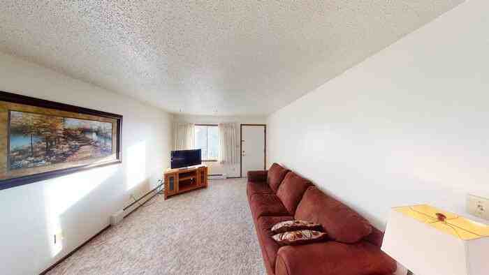 209 N 11th St #4 - Photo 2 of 15